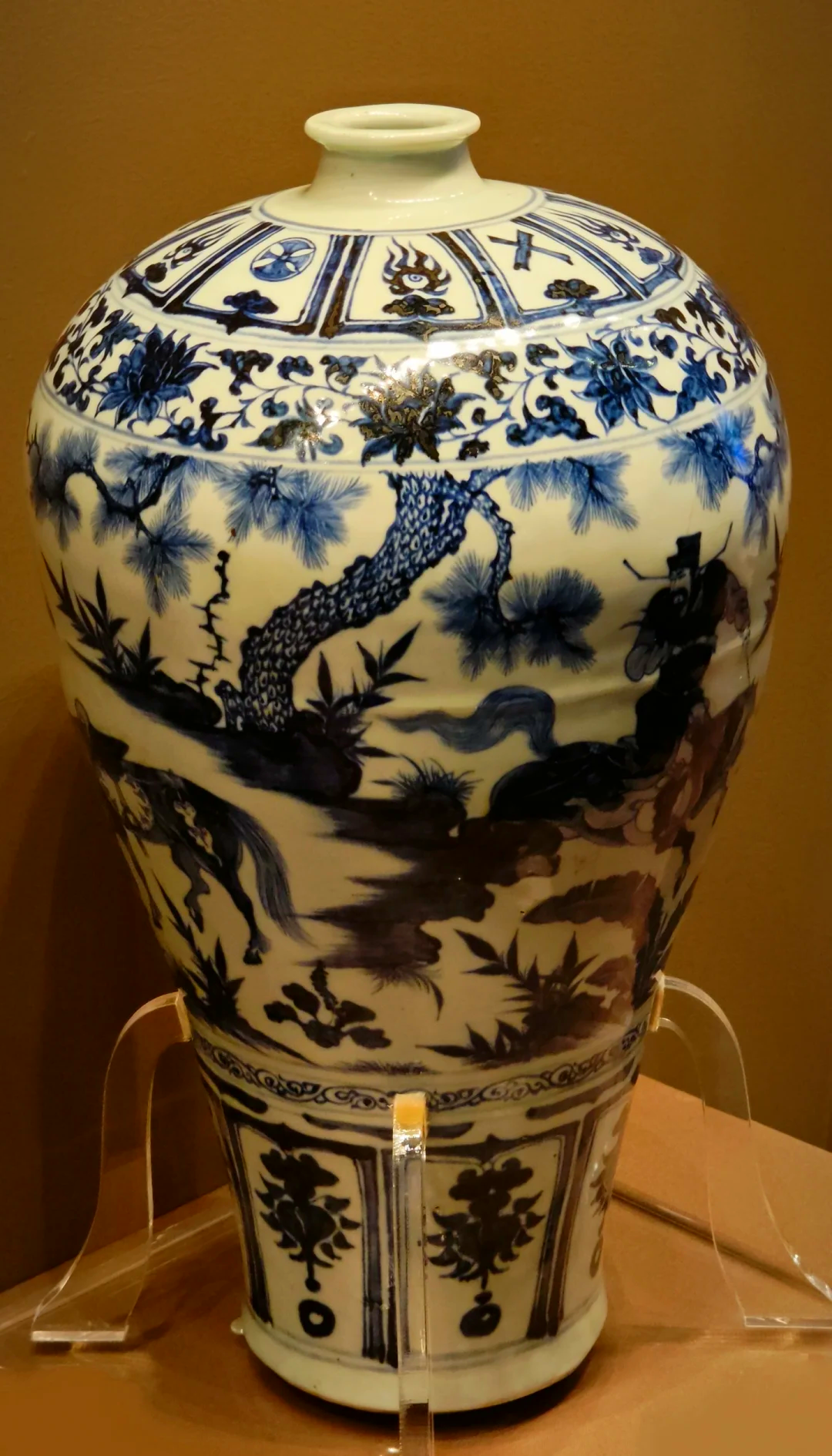 青花瓷瓶